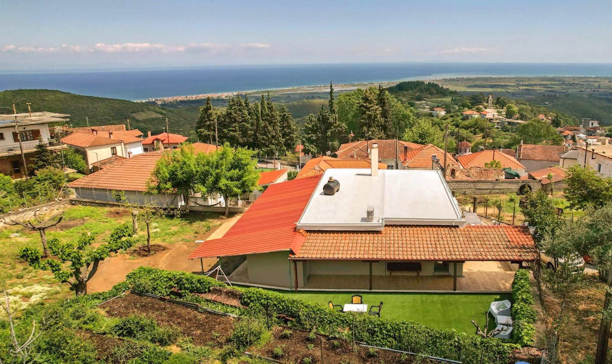 Olympus Beach Aigani Family House Exterior photo